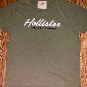 Hollister Embroidered Spellout Tee Size Medium